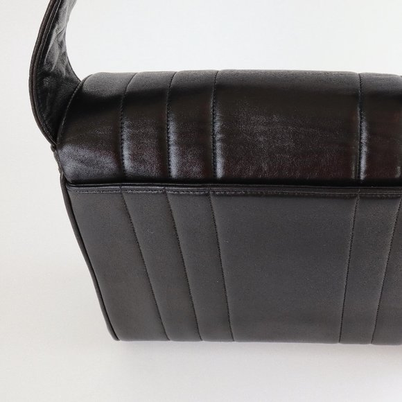 [SOLD] Chanel Lambskin Vertical Flap Medium - XL Logo (EXTREMELY RARE) - Picture 9 of 12